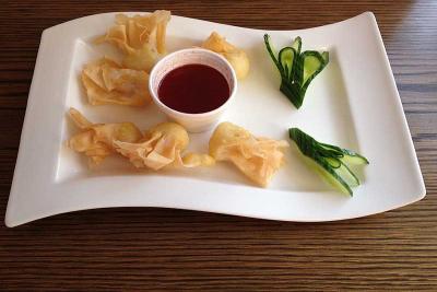 Crispy Won Ton with Sweet & Sour Sauce