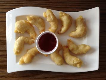 King Prawn in Batter with Lemon Sauce