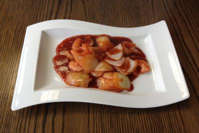 King Prawn with Onion in our Chef's Special Cantonese Sauce